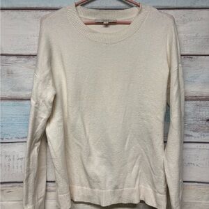 LOFT Women's Ivory Crew Neck Sweater